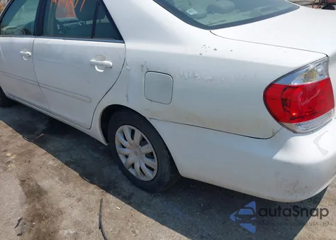 2005 Toyota Camry Le from USA, damaged, VIN 4T1BE32K05U426485